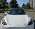 Белый Тесла Model Y, объемом двигателя 0 л и пробегом 58 тыс. км за 27500 $, фото 1 на Automoto.ua