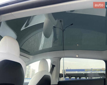 Белый Тесла Model Y, объемом двигателя 0 л и пробегом 20 тыс. км за 38000 $, фото 15 на Automoto.ua