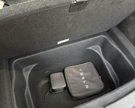 Белый Тесла Model Y, объемом двигателя 0 л и пробегом 141 тыс. км за 20900 $, фото 17 на Automoto.ua