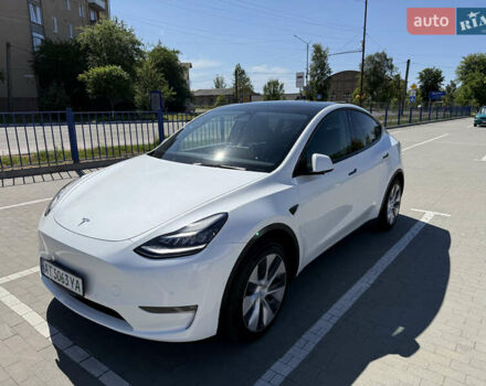 Белый Тесла Model Y, объемом двигателя 0 л и пробегом 110 тыс. км за 27750 $, фото 53 на Automoto.ua