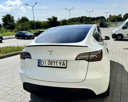 Белый Тесла Model Y, объемом двигателя 0 л и пробегом 128 тыс. км за 25900 $, фото 19 на Automoto.ua
