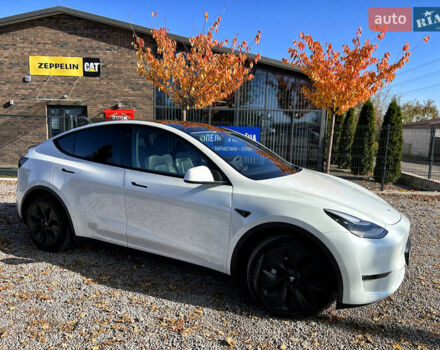 Тесла Model Y 2021 в Виннице на Automoto.ua Белый Тесла Model Y, объемом двигателя 0 л и пробегом 72 тыс. км за 23000 $, фото 2 на Automoto.ua