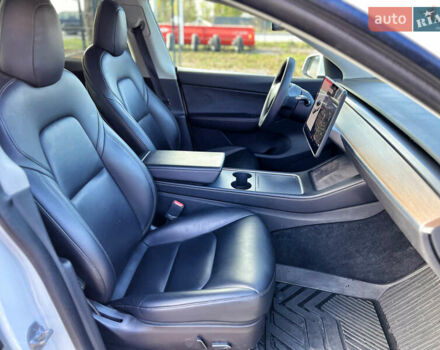 Тесла Model Y 2021 в Виннице на Automoto.ua Белый Тесла Model Y, объемом двигателя 0 л и пробегом 72 тыс. км за 23000 $, фото 10 на Automoto.ua