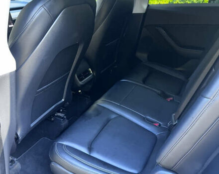 Тесла Model Y 2021 в Великом Березном на Automoto.ua Белый Тесла Model Y, объемом двигателя 0 л и пробегом 117 тыс. км за 23000 $, фото 15 на Automoto.ua