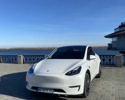 Білий Тесла Model Y, об'ємом двигуна 0 л та пробігом 111 тис. км за 35000 $, фото 1 на Automoto.ua