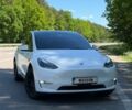 Білий Тесла Model Y, об'ємом двигуна 0 л та пробігом 90 тис. км за 22900 $, фото 1 на Automoto.ua