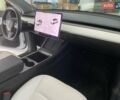 Белый Тесла Model Y, объемом двигателя 0 л и пробегом 58 тыс. км за 26300 $, фото 35 на Automoto.ua