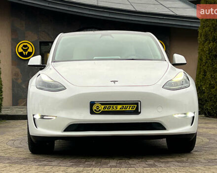 Білий Тесла Model Y, об'ємом двигуна 0 л та пробігом 88 тис. км за 26800 $, фото 1 на Automoto.ua