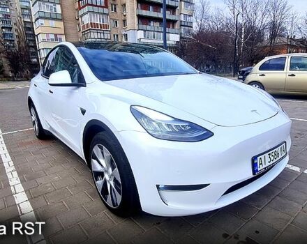 Білий Тесла Model Y, об'ємом двигуна 0 л та пробігом 63 тис. км за 33900 $, фото 5 на Automoto.ua