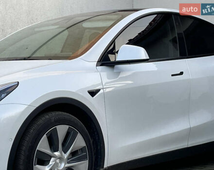 Білий Тесла Model Y, об'ємом двигуна 0 л та пробігом 13 тис. км за 25500 $, фото 31 на Automoto.ua