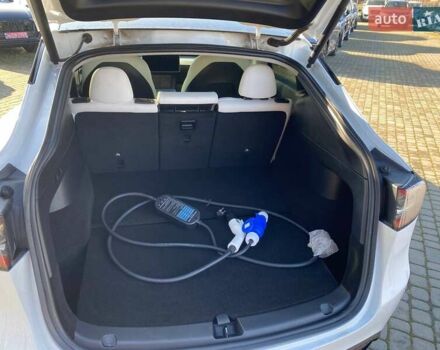 Білий Тесла Model Y, об'ємом двигуна 0 л та пробігом 54 тис. км за 21900 $, фото 23 на Automoto.ua