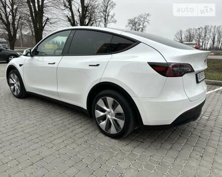 Білий Тесла Model Y, об'ємом двигуна 0 л та пробігом 41 тис. км за 32555 $, фото 5 на Automoto.ua