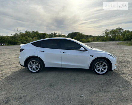 Белый Тесла Model Y, объемом двигателя 0 л и пробегом 92 тыс. км за 31000 $, фото 6 на Automoto.ua