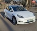 Білий Тесла Model Y, об'ємом двигуна 0 л та пробігом 101 тис. км за 23899 $, фото 2 на Automoto.ua