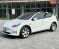 Белый Тесла Model Y, объемом двигателя 0 л и пробегом 68 тыс. км за 23000 $, фото 1 на Automoto.ua