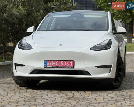 Белый Тесла Model Y, объемом двигателя 0 л и пробегом 122 тыс. км за 21800 $, фото 22 на Automoto.ua