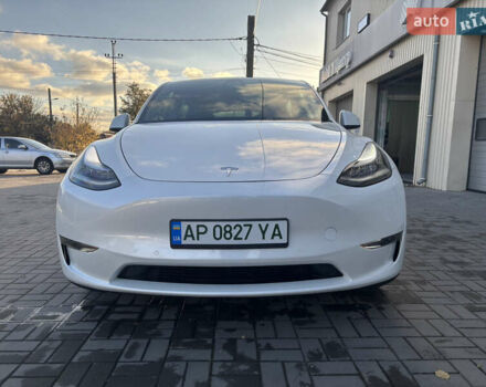 Белый Тесла Model Y, объемом двигателя 0 л и пробегом 23 тыс. км за 28000 $, фото 4 на Automoto.ua