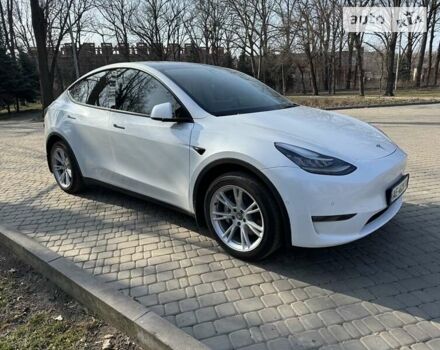 Белый Тесла Model Y, объемом двигателя 0 л и пробегом 56 тыс. км за 40500 $, фото 10 на Automoto.ua