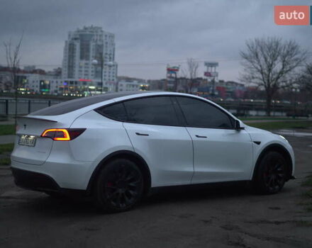 Білий Тесла Model Y, об'ємом двигуна 0 л та пробігом 66 тис. км за 23500 $, фото 6 на Automoto.ua