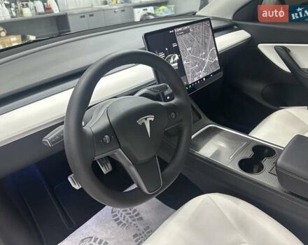 Білий Тесла Model Y, об'ємом двигуна 0 л та пробігом 91 тис. км за 19200 $, фото 13 на Automoto.ua