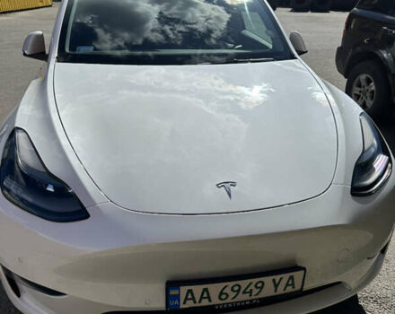 Тесла Model Y 2021 в Киеве на Automoto.ua Белый Тесла Model Y, объемом двигателя 0 л и пробегом 117 тыс. км за 35000 $, фото 33 на Automoto.ua