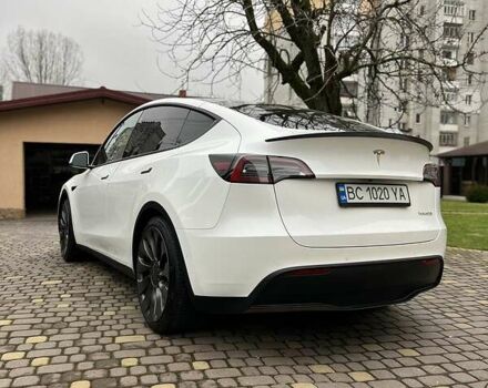 Белый Тесла Model Y, объемом двигателя 0 л и пробегом 13 тыс. км за 64000 $, фото 9 на Automoto.ua