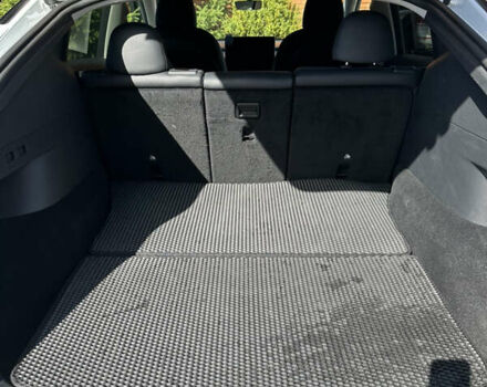 Тесла Model Y 2021 в Киеве на Automoto.ua Белый Тесла Model Y, объемом двигателя 0 л и пробегом 117 тыс. км за 35000 $, фото 24 на Automoto.ua