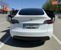Белый Тесла Model Y, объемом двигателя 0 л и пробегом 110 тыс. км за 27750 $, фото 35 на Automoto.ua