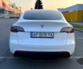 Білий Тесла Model Y, об'ємом двигуна 0 л та пробігом 65 тис. км за 27999 $, фото 3 на Automoto.ua