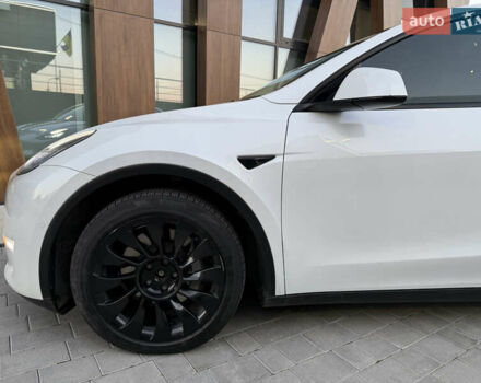 Білий Тесла Model Y, об'ємом двигуна 0 л та пробігом 166 тис. км за 21300 $, фото 5 на Automoto.ua