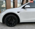 Білий Тесла Model Y, об'ємом двигуна 0 л та пробігом 166 тис. км за 21300 $, фото 5 на Automoto.ua