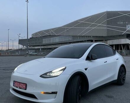 Белый Тесла Model Y, объемом двигателя 0 л и пробегом 39 тыс. км за 25999 $, фото 16 на Automoto.ua