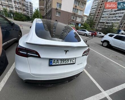 Белый Тесла Model Y, объемом двигателя 0 л и пробегом 132 тыс. км за 26200 $, фото 5 на Automoto.ua