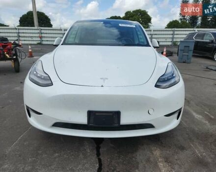 Белый Тесла Model Y, объемом двигателя 0 л и пробегом 105 тыс. км за 9600 $, фото 4 на Automoto.ua