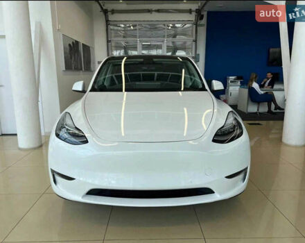 Белый Тесла Model Y, объемом двигателя 0 л и пробегом 101 тыс. км за 21500 $, фото 1 на Automoto.ua