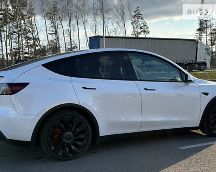 Белый Тесла Model Y, объемом двигателя 0 л и пробегом 37 тыс. км за 34500 $, фото 8 на Automoto.ua