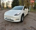 Белый Тесла Model Y, объемом двигателя 0 л и пробегом 69 тыс. км за 23999 $, фото 1 на Automoto.ua