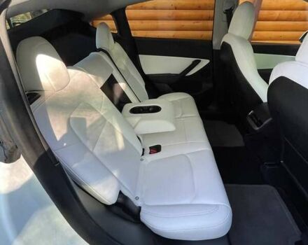 Белый Тесла Model Y, объемом двигателя 0 л и пробегом 76 тыс. км за 27000 $, фото 5 на Automoto.ua