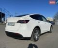 Білий Тесла Model Y, об'ємом двигуна 0 л та пробігом 81 тис. км за 23999 $, фото 12 на Automoto.ua