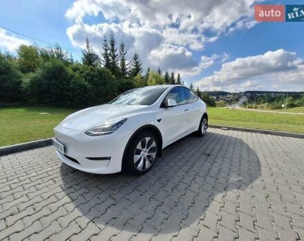 Білий Тесла Model Y, об'ємом двигуна 0 л та пробігом 75 тис. км за 30000 $, фото 7 на Automoto.ua
