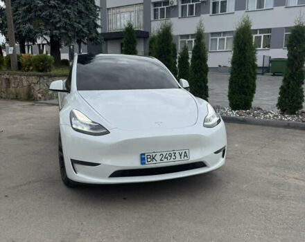 Белый Тесла Model Y, объемом двигателя 0 л и пробегом 128 тыс. км за 24999 $, фото 14 на Automoto.ua