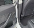 Белый Тесла Model Y, объемом двигателя 0 л и пробегом 60 тыс. км за 27900 $, фото 13 на Automoto.ua
