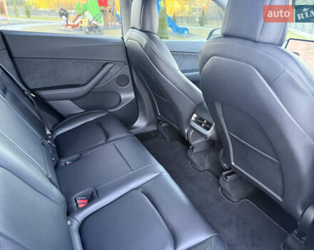 Тесла Model Y 2021 в Хмельницком на Automoto.ua Белый Тесла Model Y, объемом двигателя 0 л и пробегом 83 тыс. км за 25499 $, фото 55 на Automoto.ua