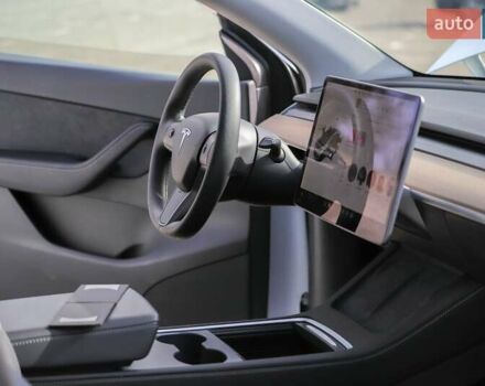 Білий Тесла Model Y, об'ємом двигуна 0 л та пробігом 9 тис. км за 53900 $, фото 7 на Automoto.ua