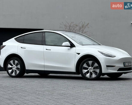 Белый Тесла Model Y, объемом двигателя 0 л и пробегом 36 тыс. км за 30500 $, фото 3 на Automoto.ua