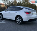 Тесла Model Y 2021 в Хмельницком на Automoto.ua Белый Тесла Model Y, объемом двигателя 0 л и пробегом 83 тыс. км за 25499 $, фото 9 на Automoto.ua