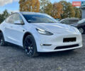 Белый Тесла Model Y, объемом двигателя 0 л и пробегом 66 тыс. км за 26000 $, фото 1 на Automoto.ua