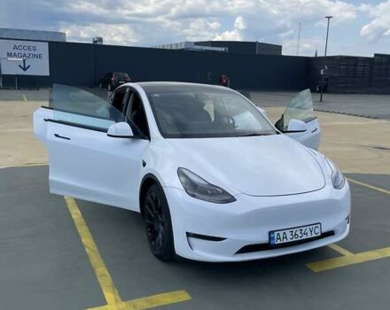 Белый Тесла Model Y, объемом двигателя 0 л и пробегом 119 тыс. км за 24600 $, фото 9 на Automoto.ua