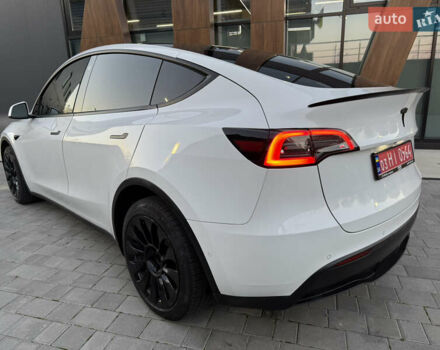 Білий Тесла Model Y, об'ємом двигуна 0 л та пробігом 166 тис. км за 21300 $, фото 1 на Automoto.ua