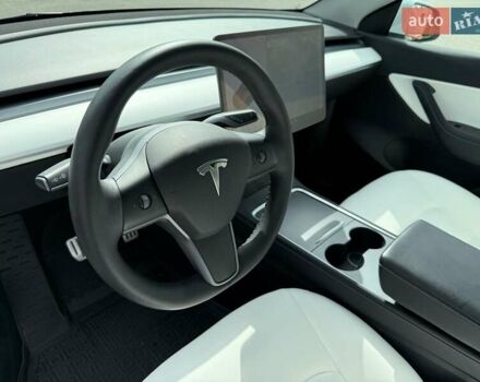 Белый Тесла Model Y, объемом двигателя 0 л и пробегом 91 тыс. км за 25500 $, фото 22 на Automoto.ua